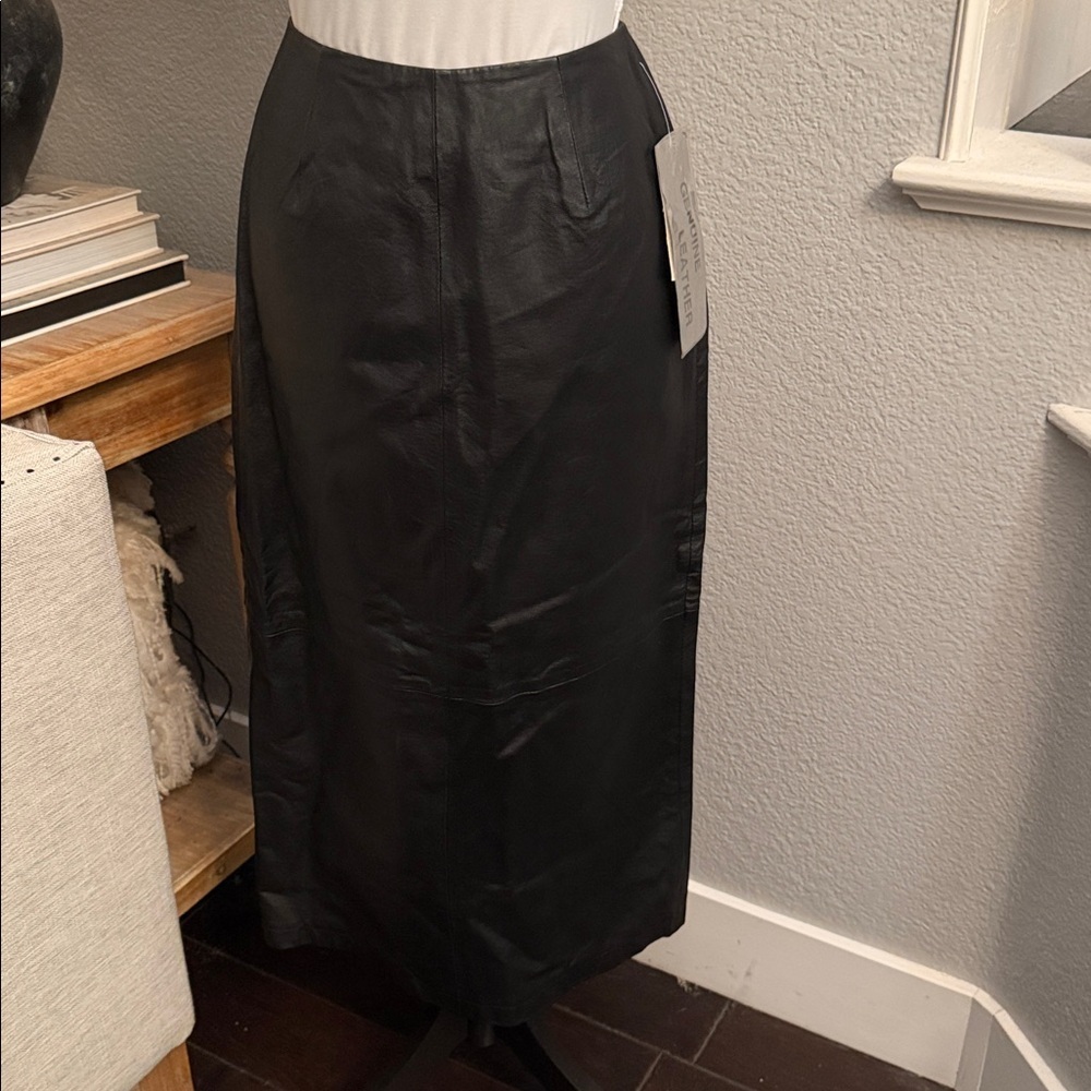 Tower Hill Collection Vintage Leather Skirt Lined NWT Size 8 Tall